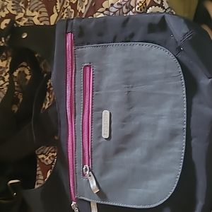 Baggallini sports bag